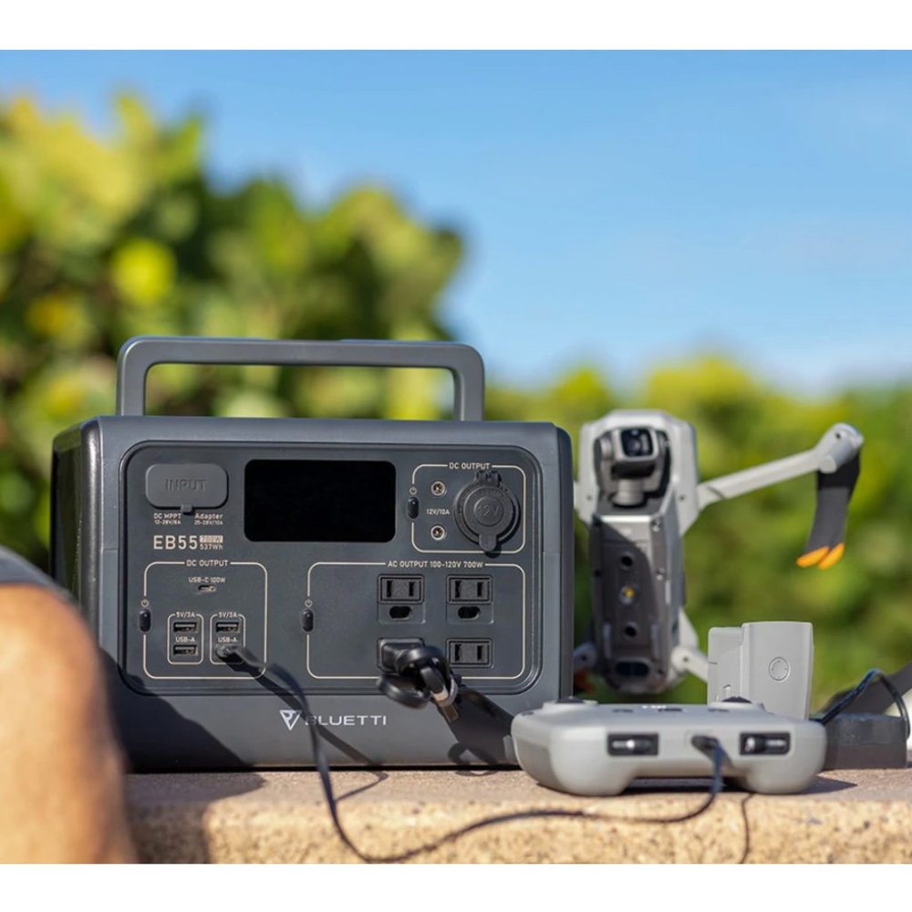 BLUETTI EB55 Portable Power Station | 700W 537Wh - Picture 10 of 12